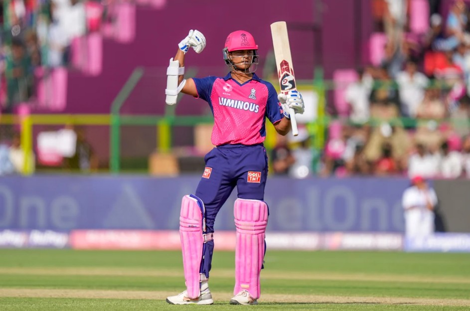 Most sixes in the powerplay in IPL 2025