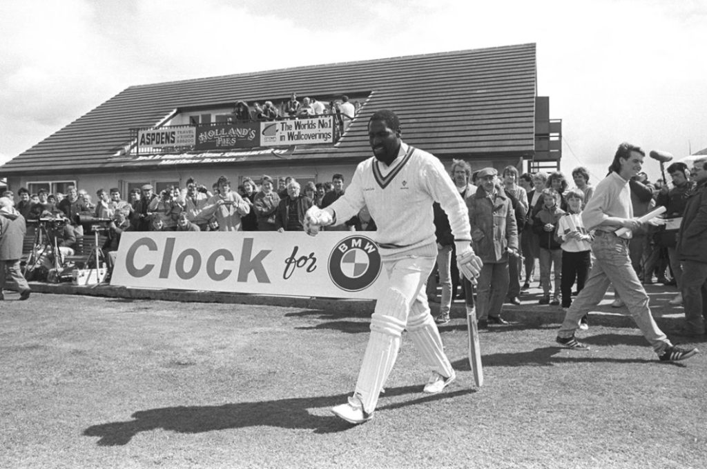 Cricketers With Fastest 5000 Runs in ODIs