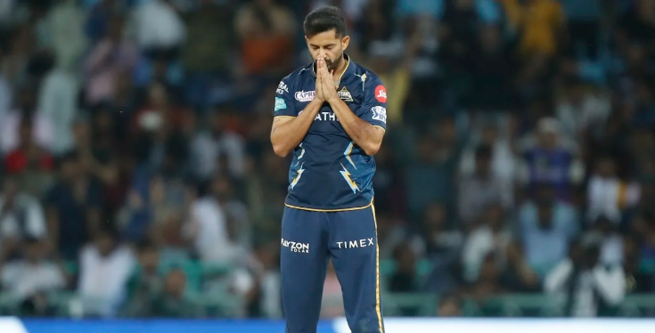 Best Bowling Performances in IPL Playoffs