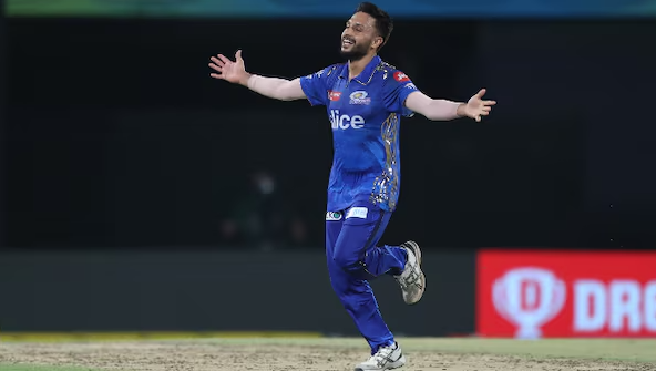 Best Bowling Performances in IPL Playoffs